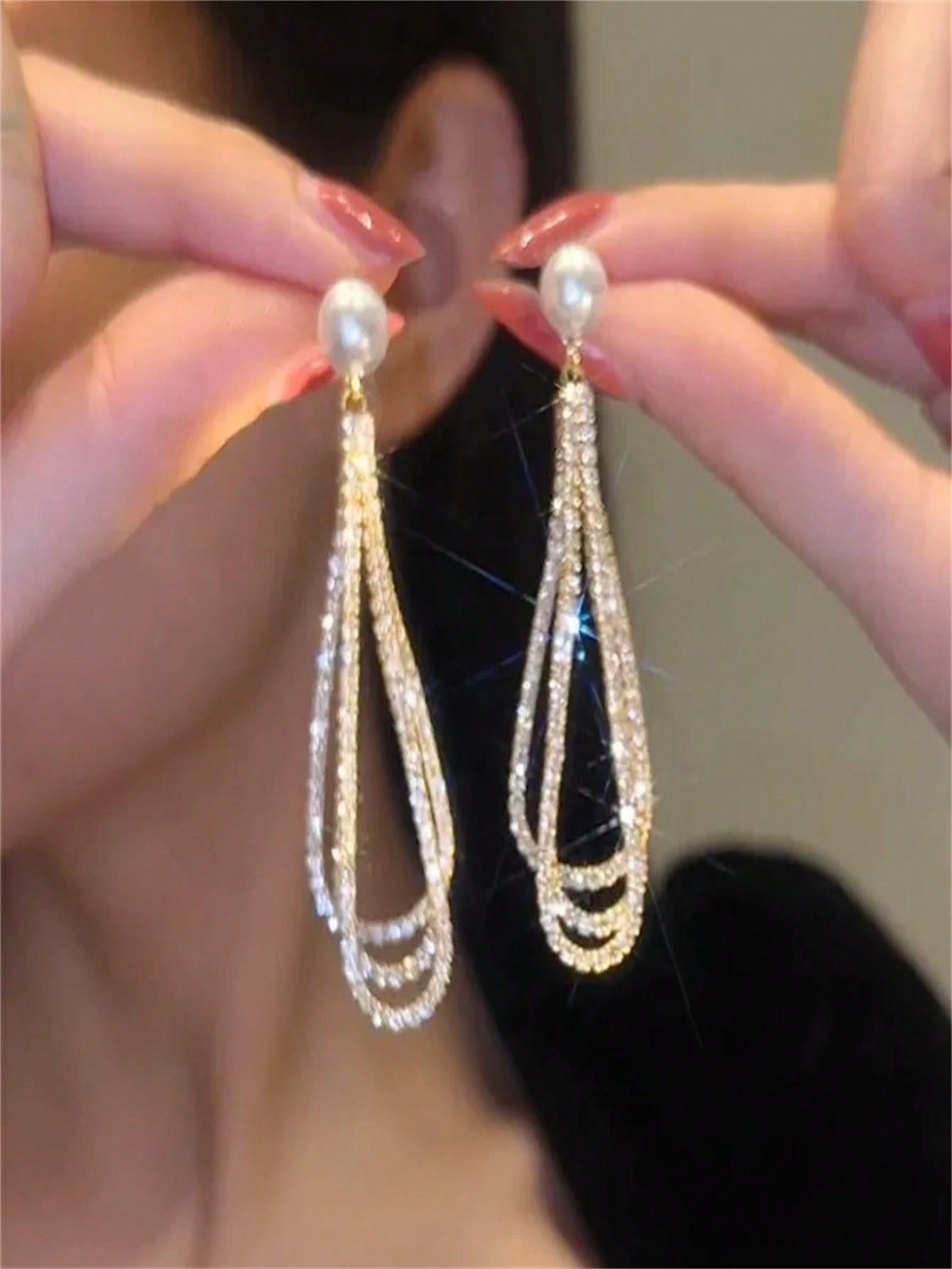 Long Waterdrop Shaped Rhinestone Decor Tassel Earrings