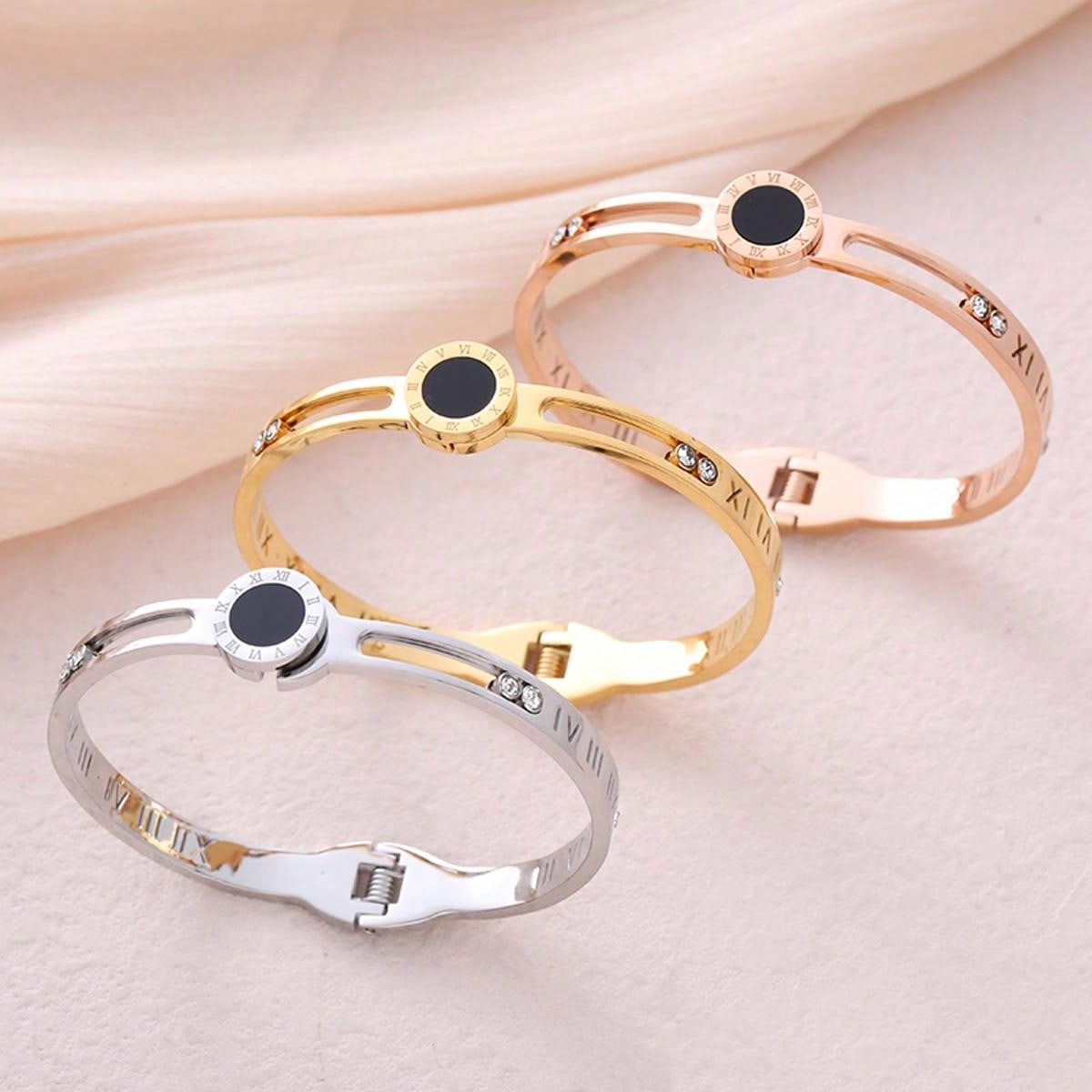 Minimalist Elegant Roman Numerals Cutout Bangle With Cz & Black Plate Stainless Steel Bracelet