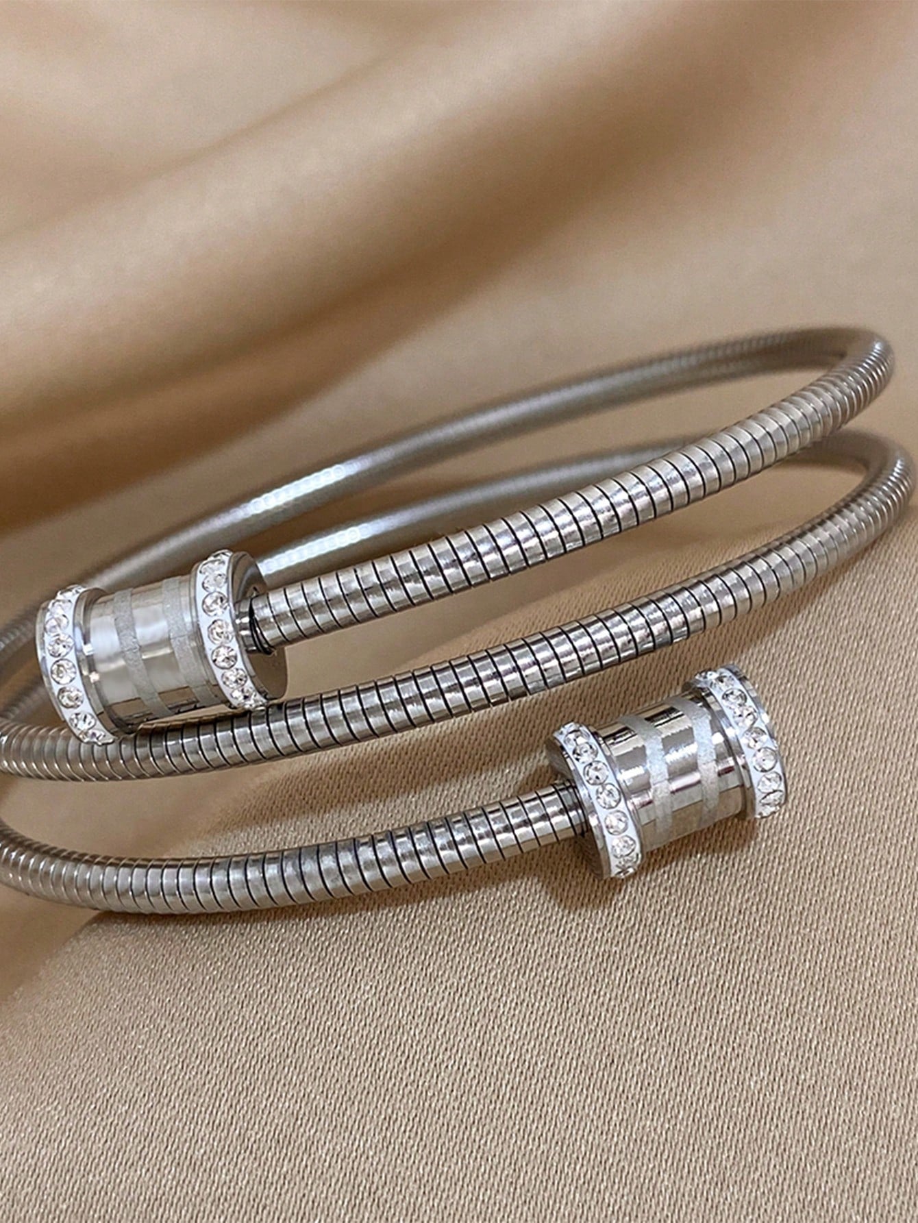 1pc Unique Small Waist-Shape Bracelet Spring Stainless Steel Bracelet