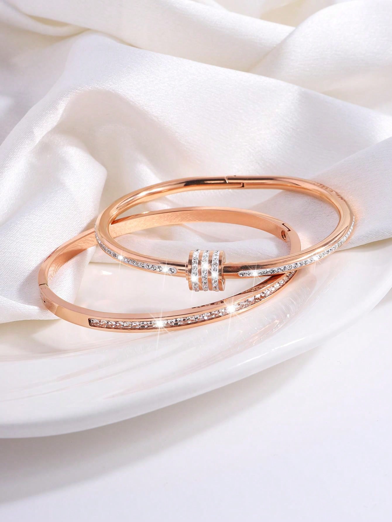 2 Pc Simple Fashion Light Luxury Stainless Steel Single Row Drill Rotating Bracelet