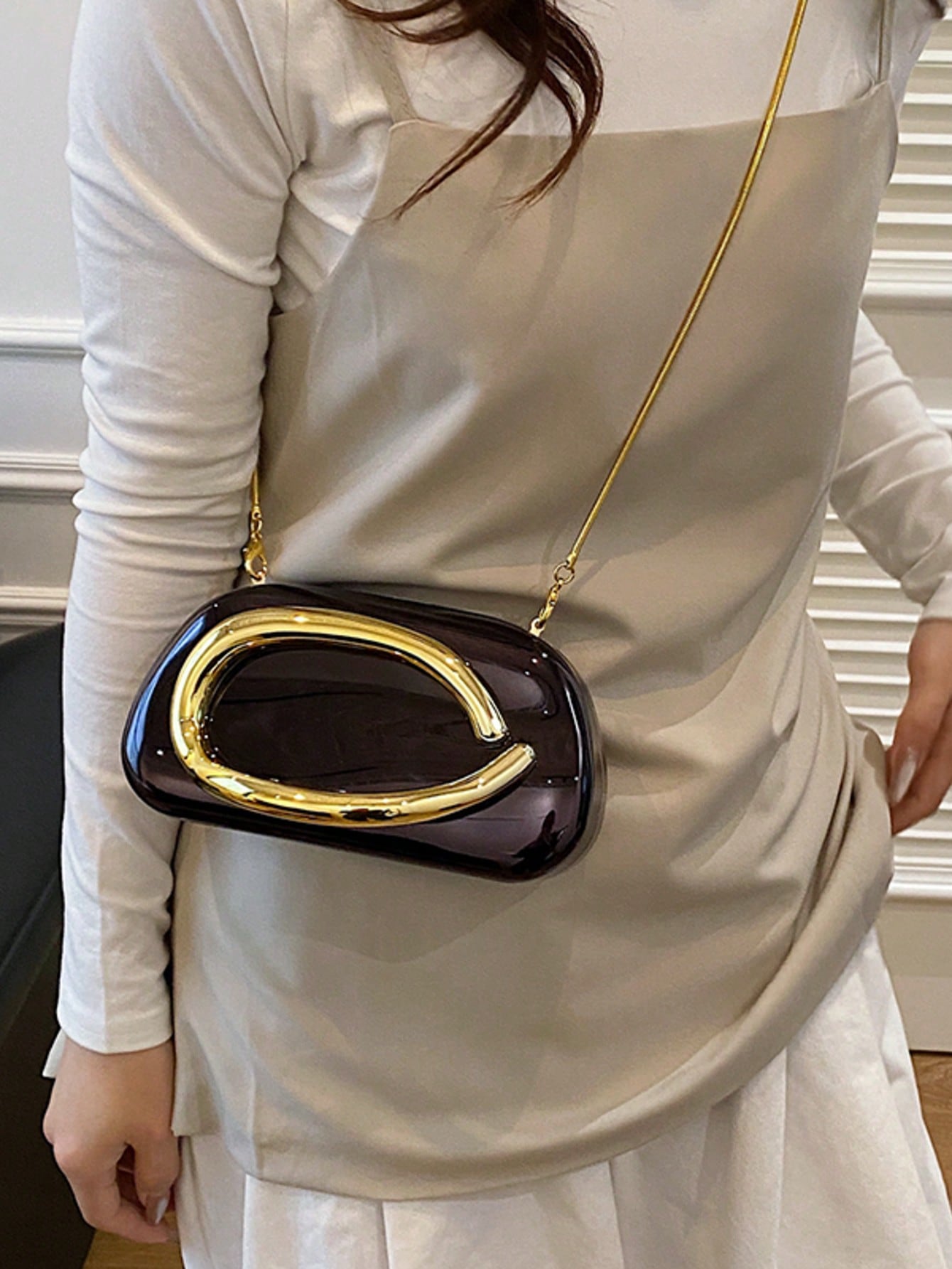 Gun Metal Retro Atmospheric Temperament Hand-Held Evening Bag