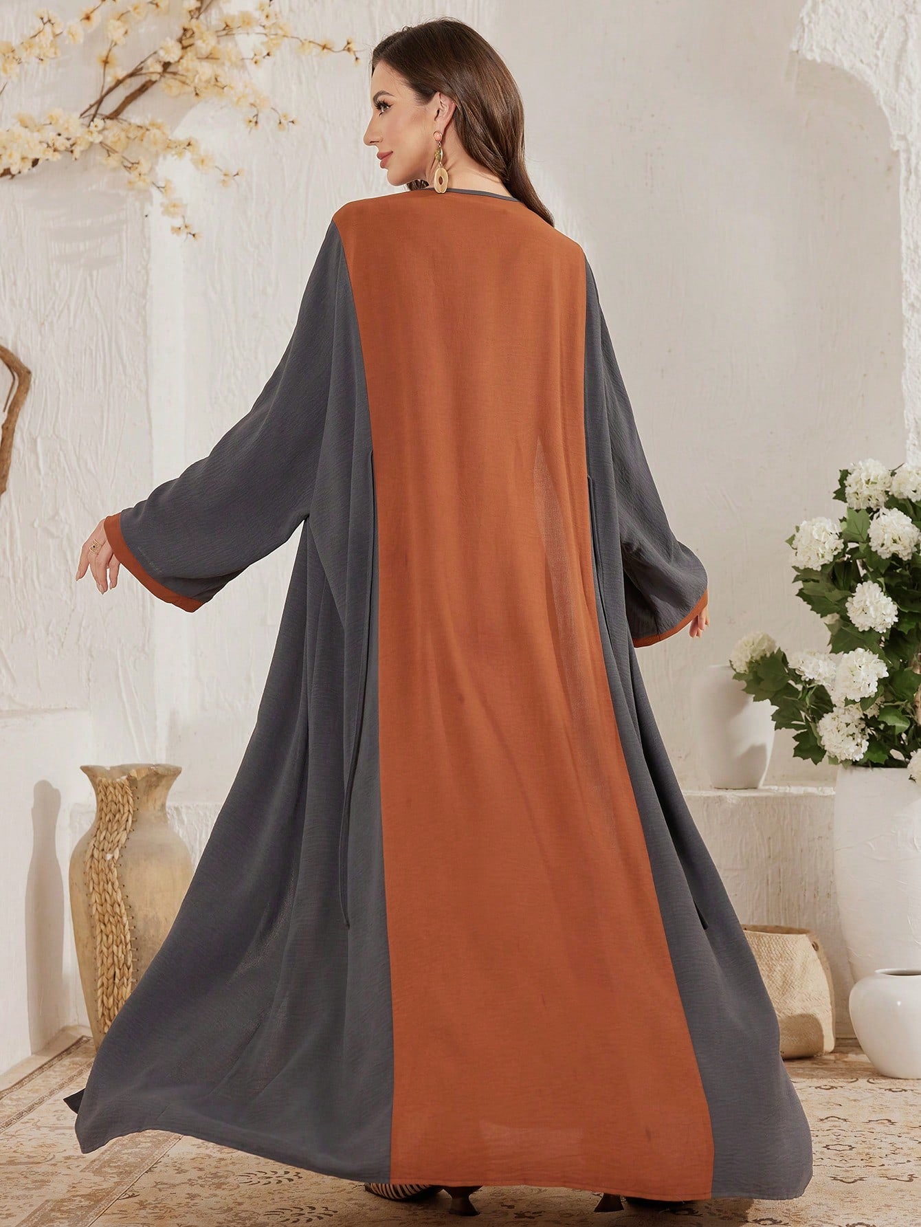 Contrast Color Block Bell Sleeve Kimono Abaya