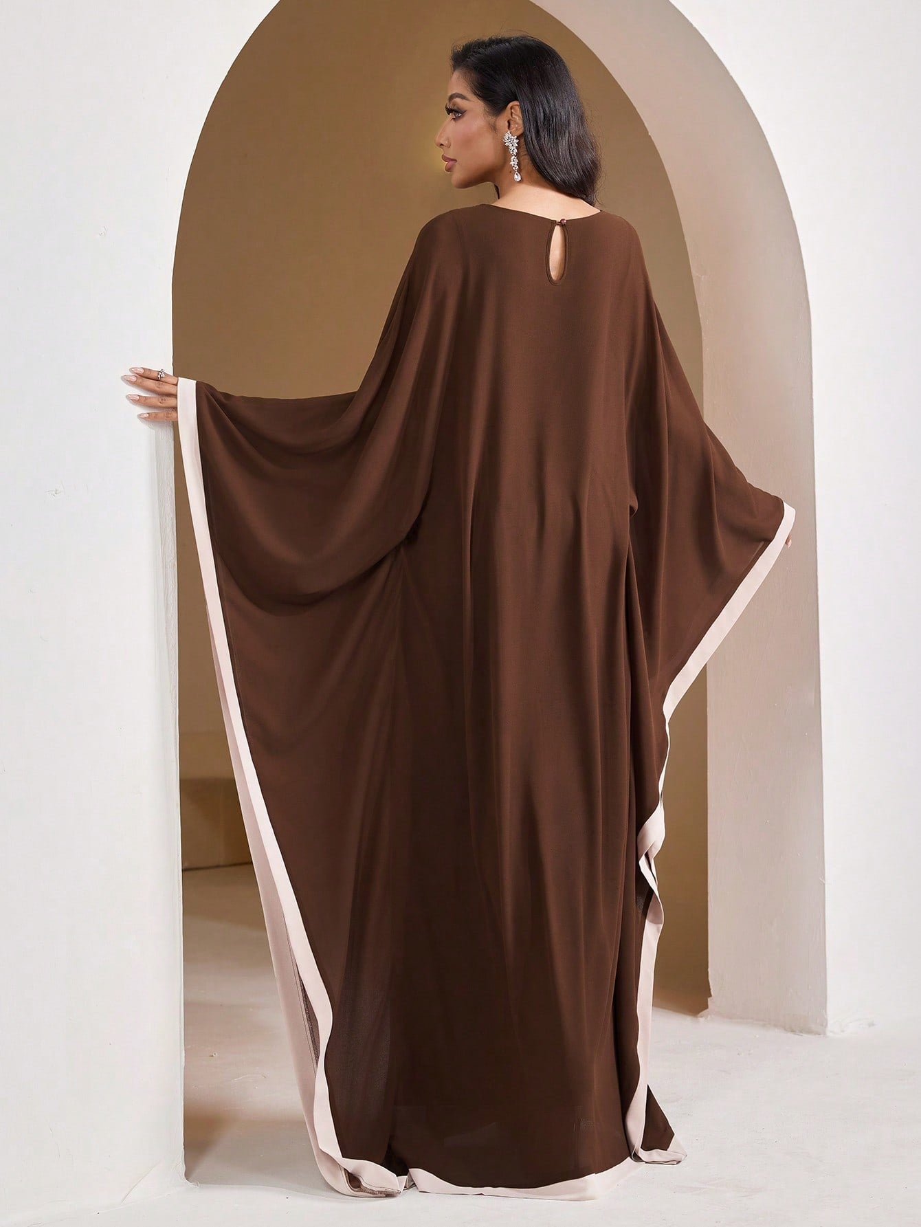 Rhinestine Embellished Round Neck Long Sleeve Abaya