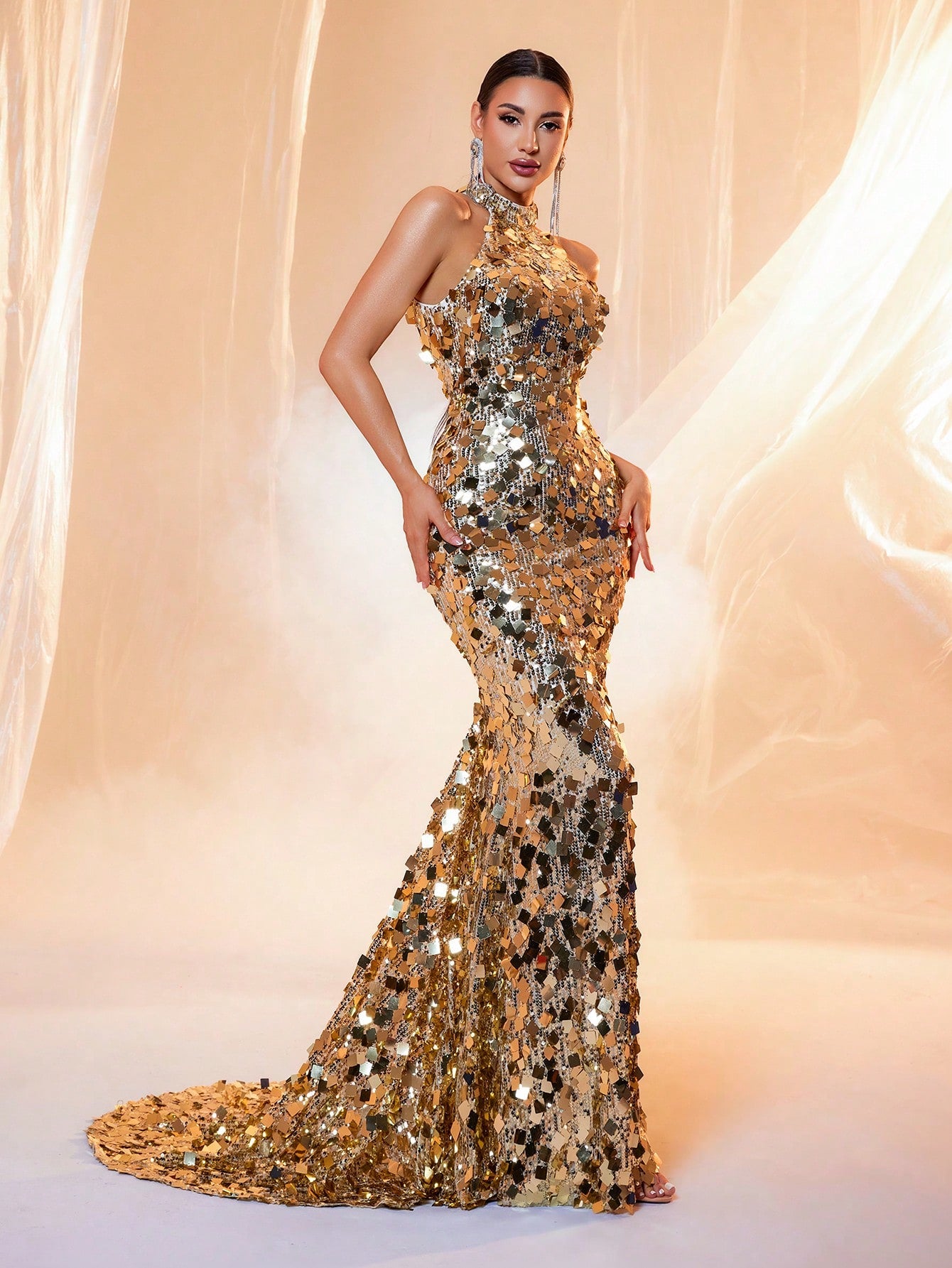 Gold Sequin Backless Maxi Evening Dress With Halter Neck Elegant Evening Dress