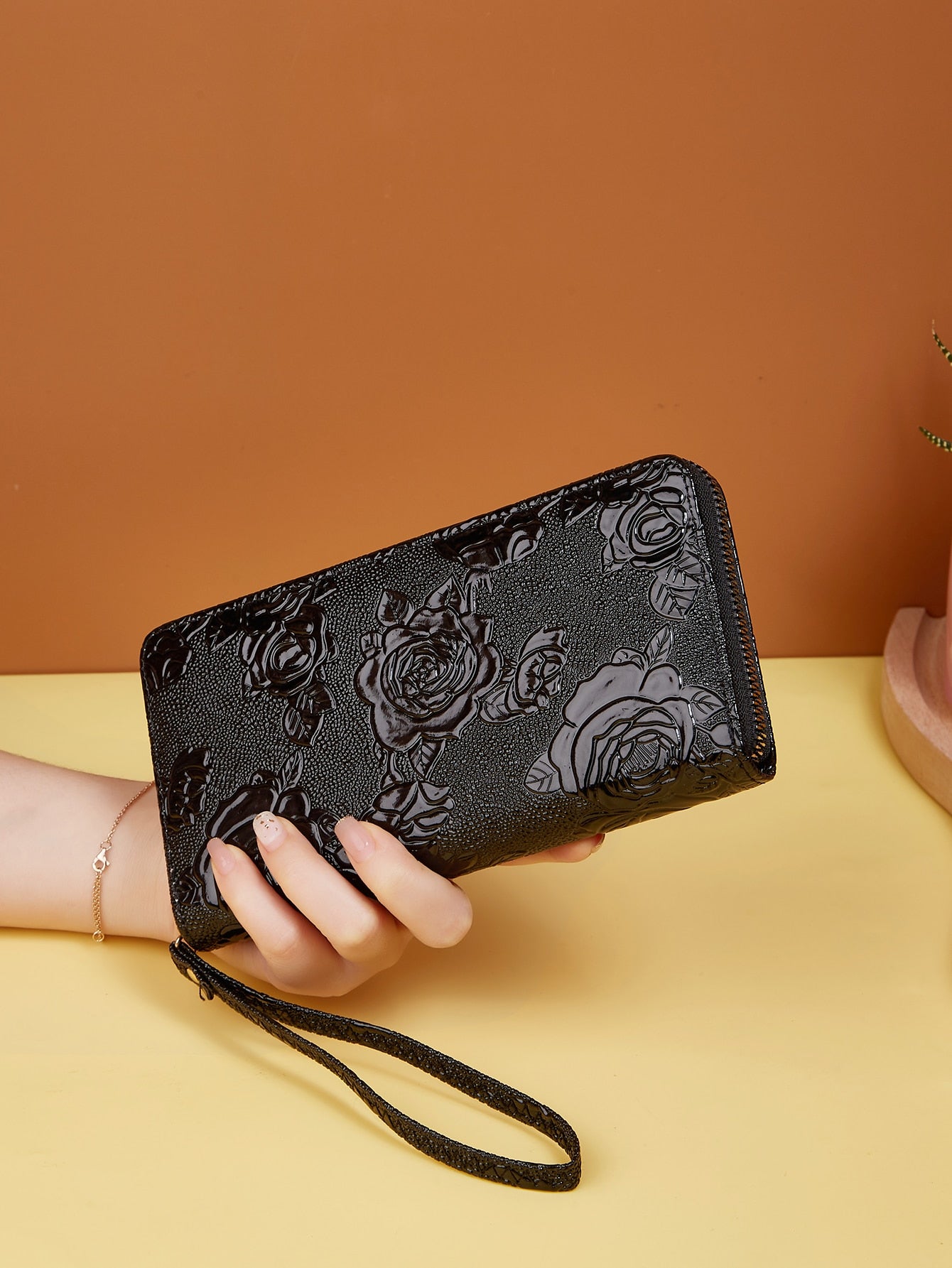 Floral Embossed Long Wallet Slim Portable,Money,Cash White-Collar Wallet