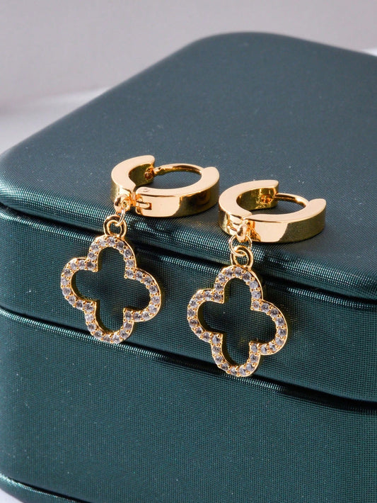 Gold-Tone Stainless Steel Hollow Flower Design Women's Stud Earrings