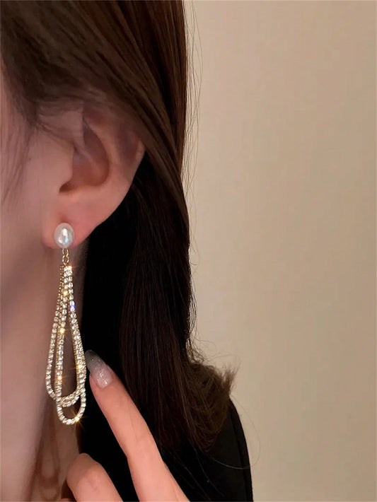 Long Waterdrop Shaped Rhinestone Decor Tassel Earrings