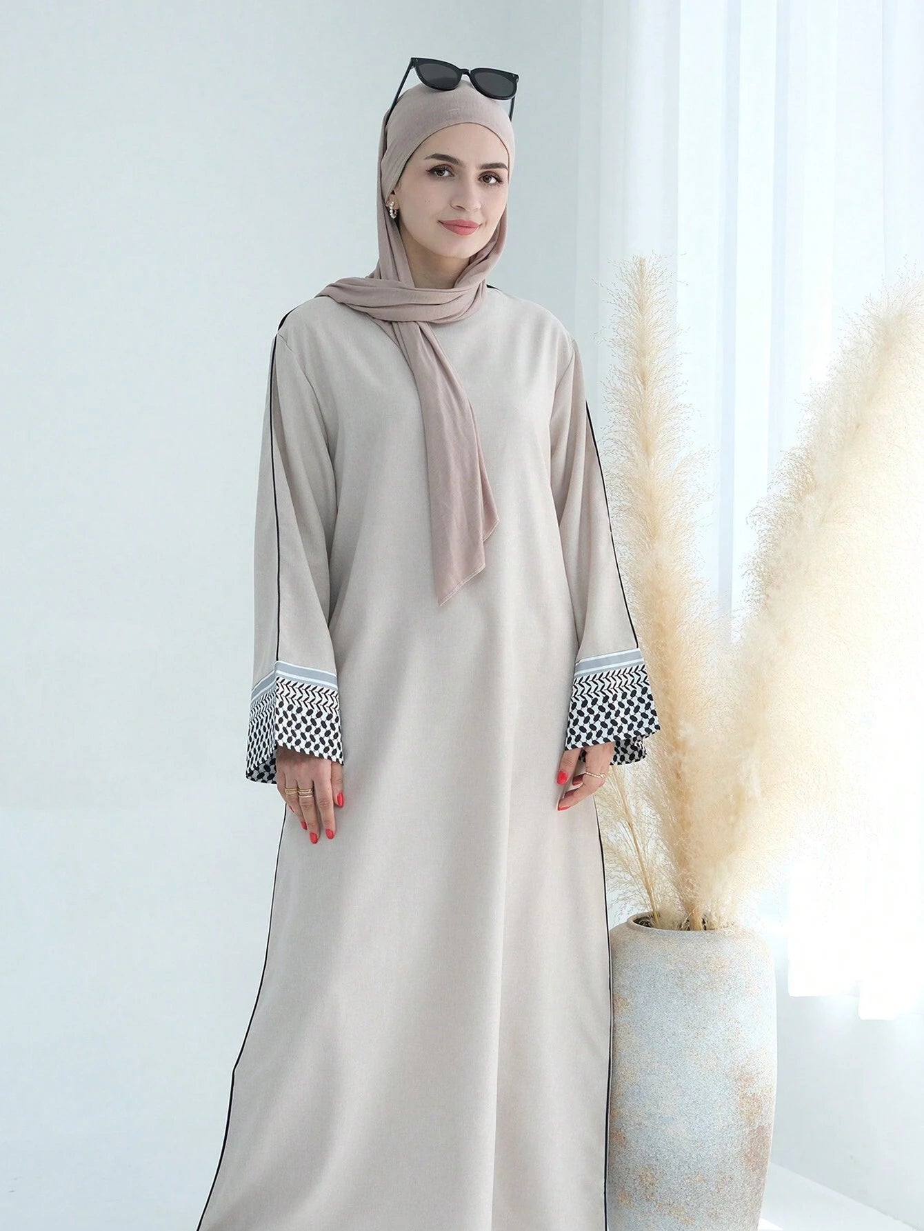 Pipping Kaffiyeh Abaya