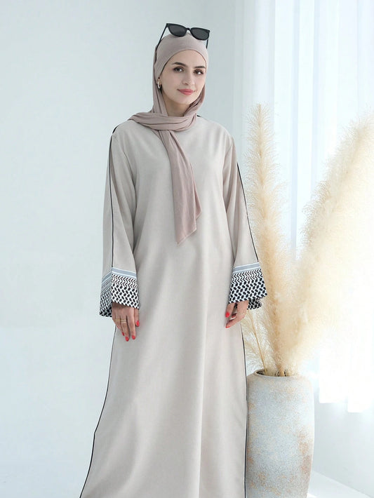 Pipping Kaffiyeh Abaya