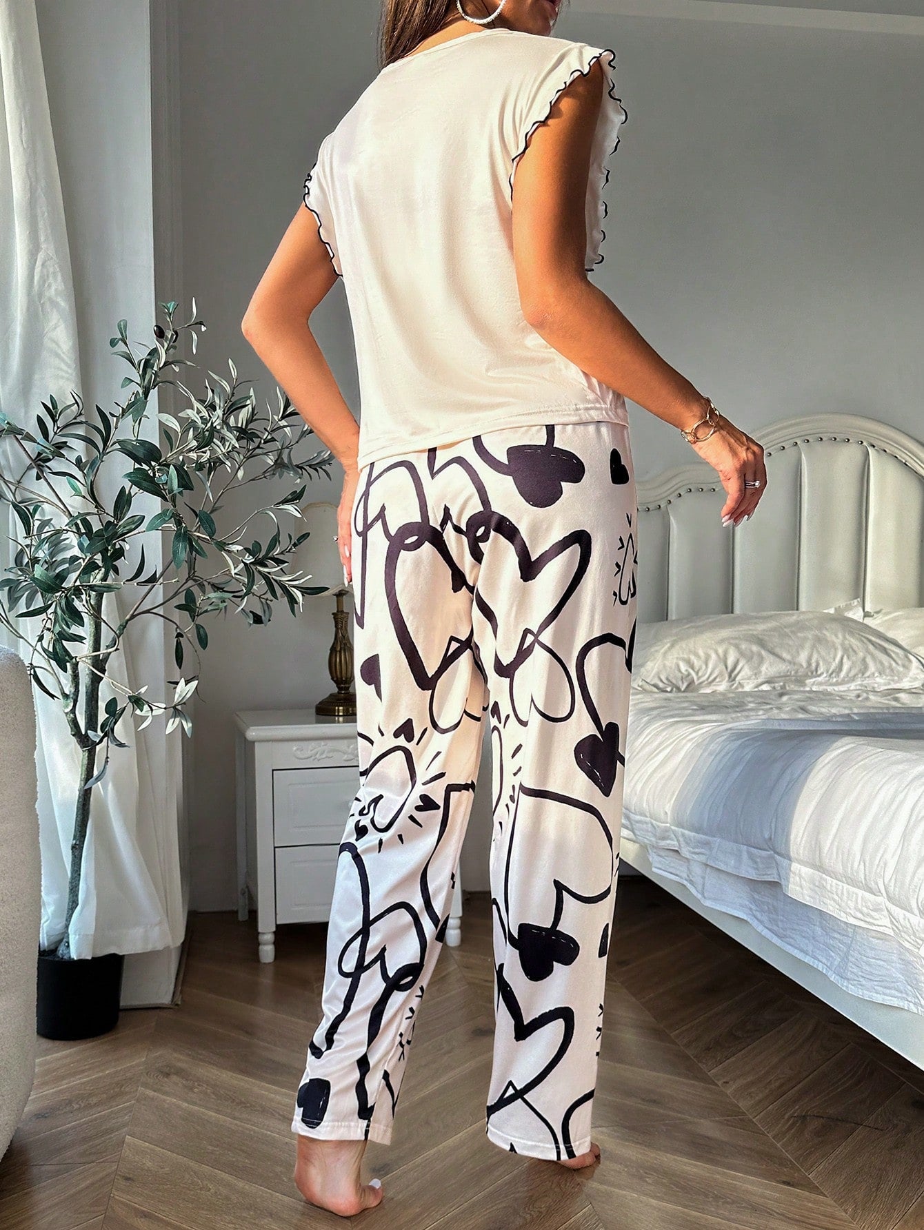 Heart Print Ruffle Trim Crew Neck Top And Pants Pajama Set