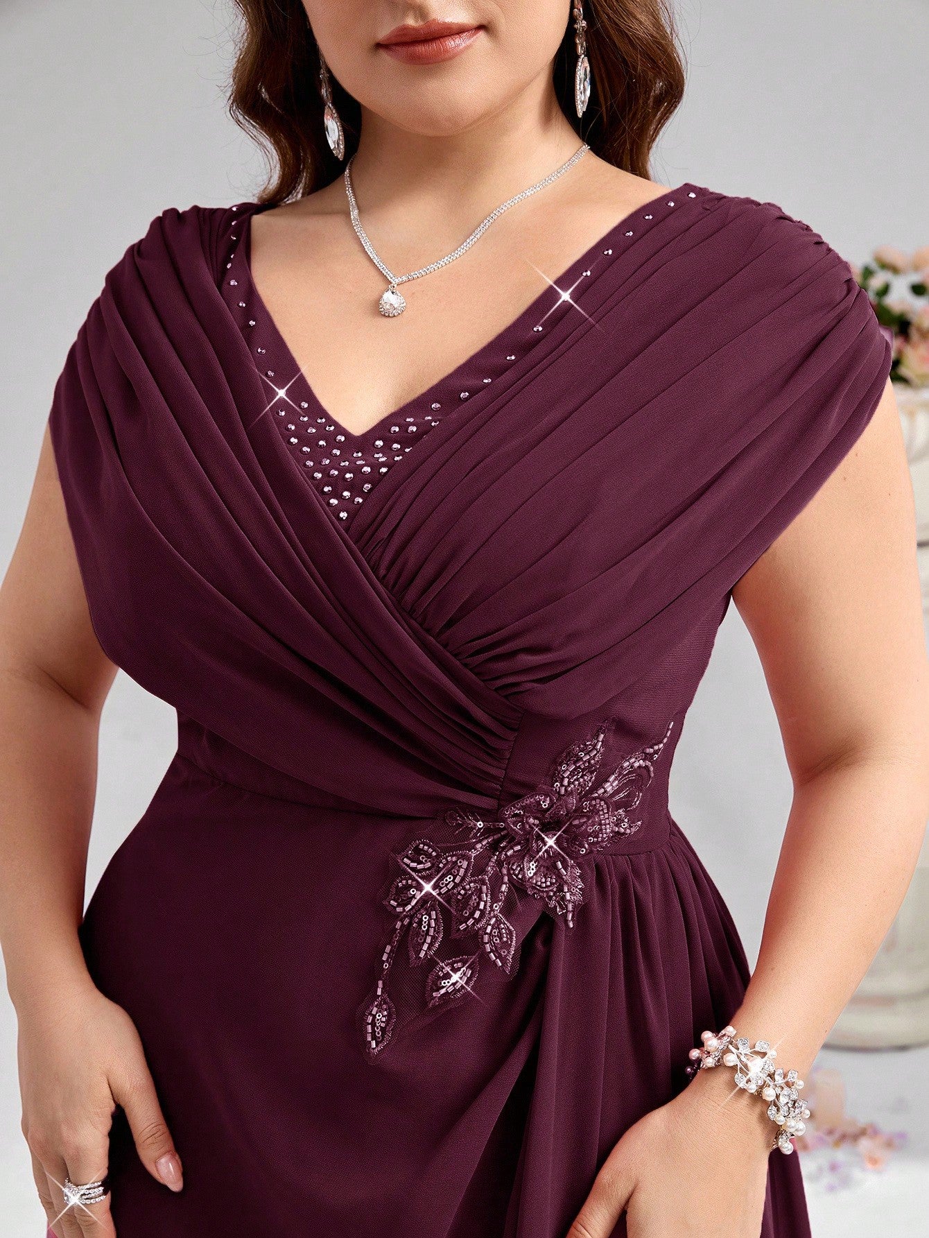 Plus Size Elegant Rhinestone 3D Floral Decor Evening Dress