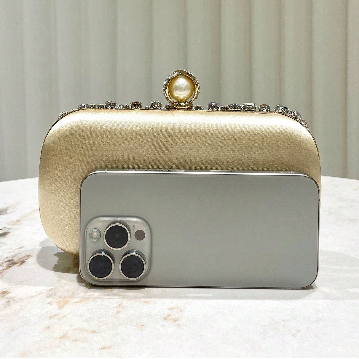 Glittering Golden Color Rhinestone Decorated Evening Clutch Bag