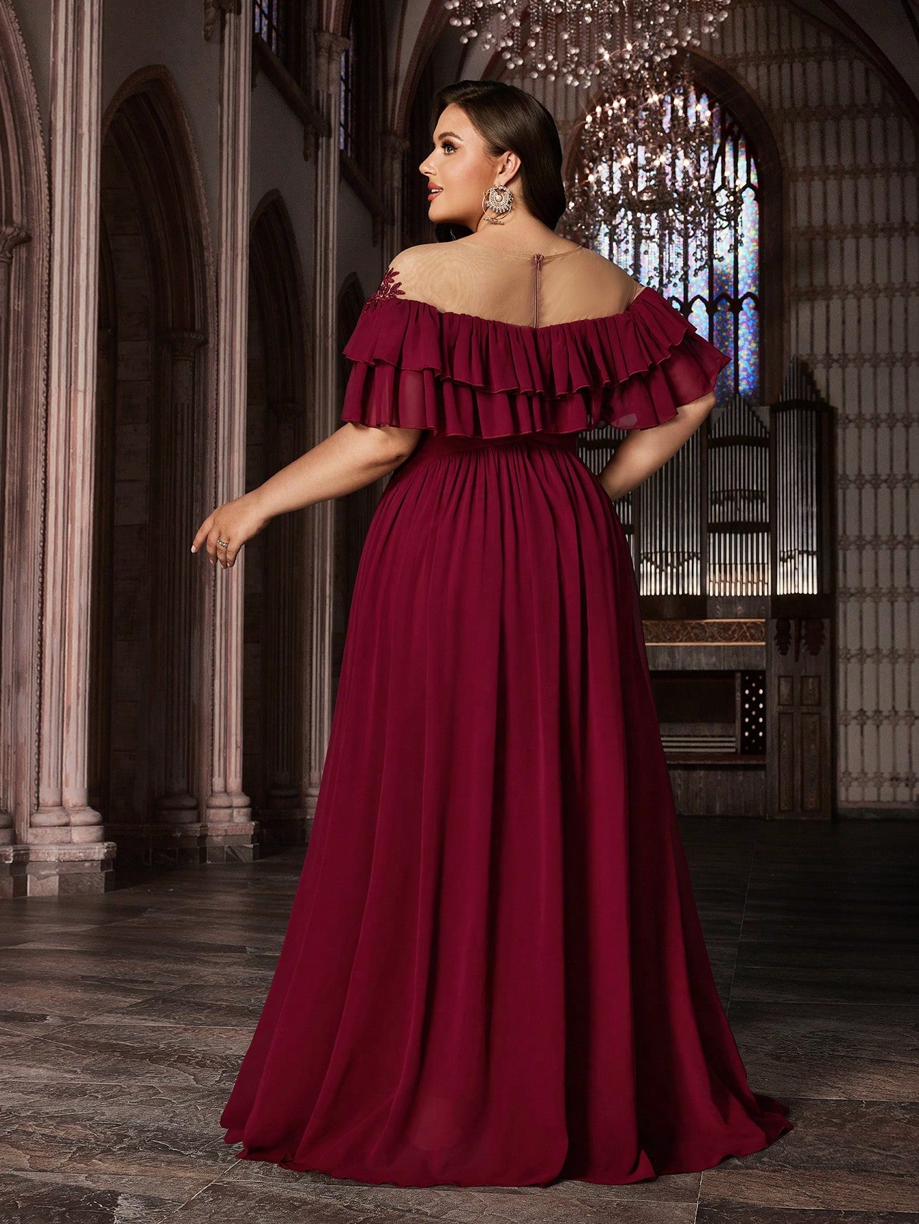 Plus Size Appliques Contrast Mesh Ruffle Details Evening Dress