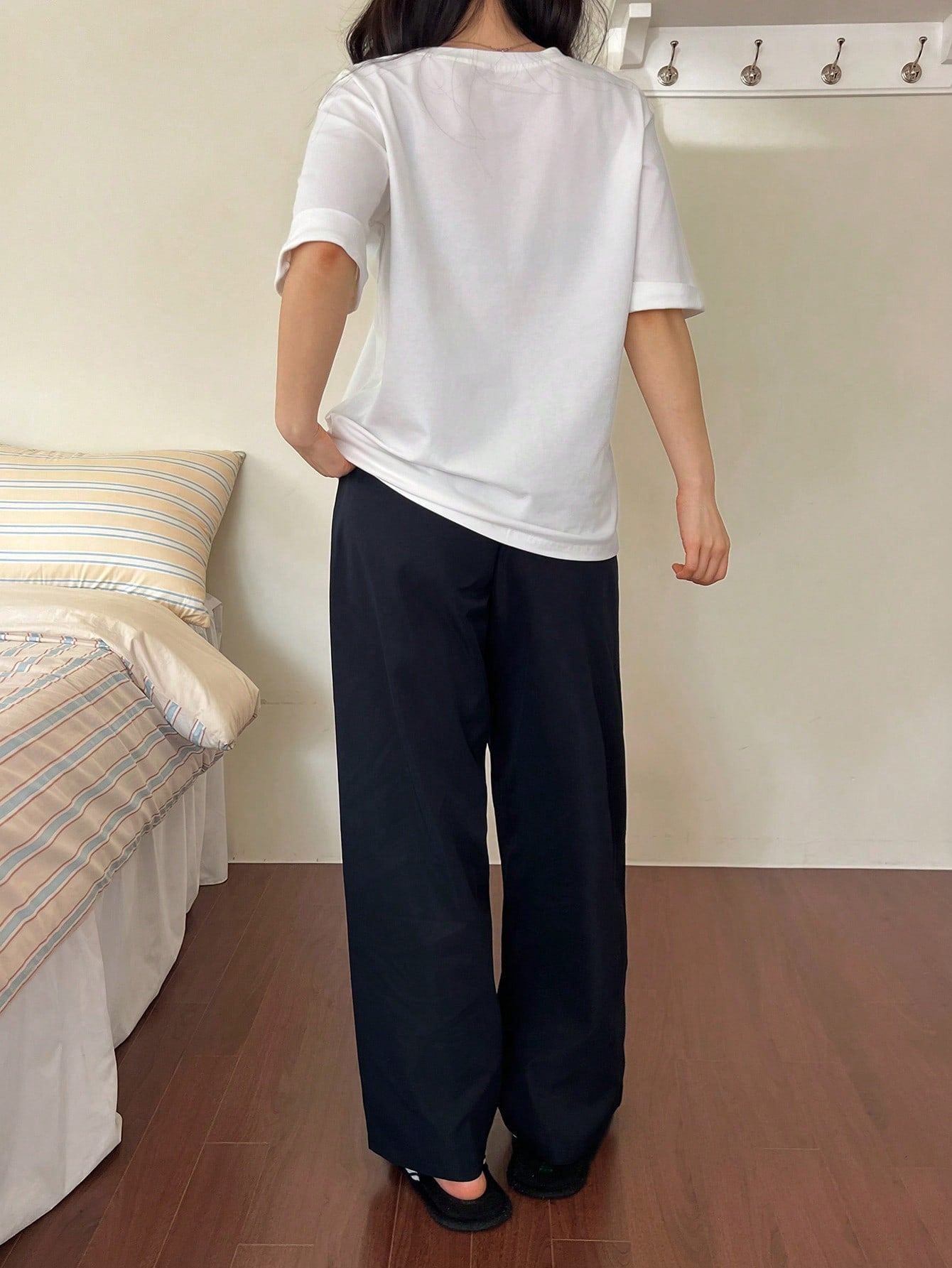 Graphic Print Loose Short Sleeve T-Shirt And Straight Long Pants Pajama Set