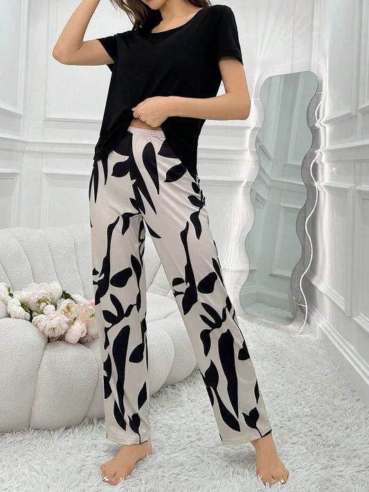 Casual Short Sleeve Top & Pants Pajama Set