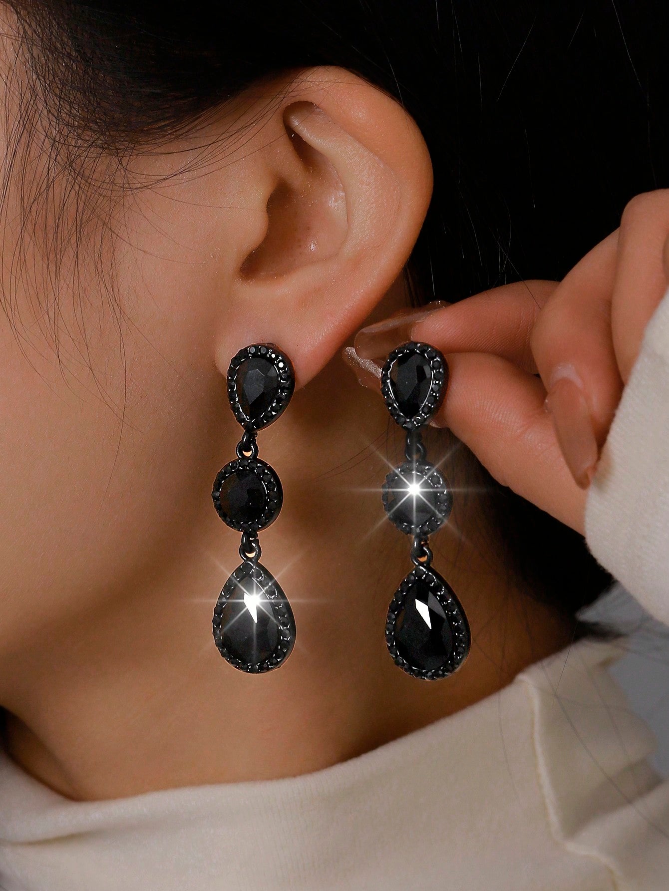 Inlaid Glass Rhinestone Alloy Earrings