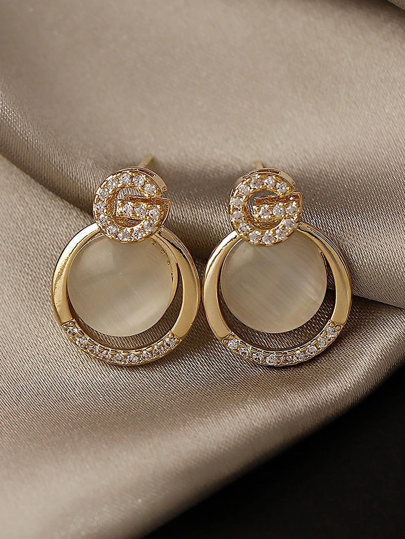 Rhinestone Decor Round Earrings