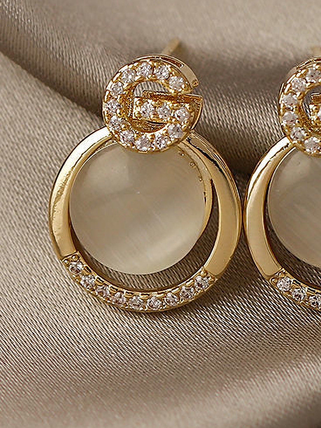 Rhinestone Decor Round Earrings