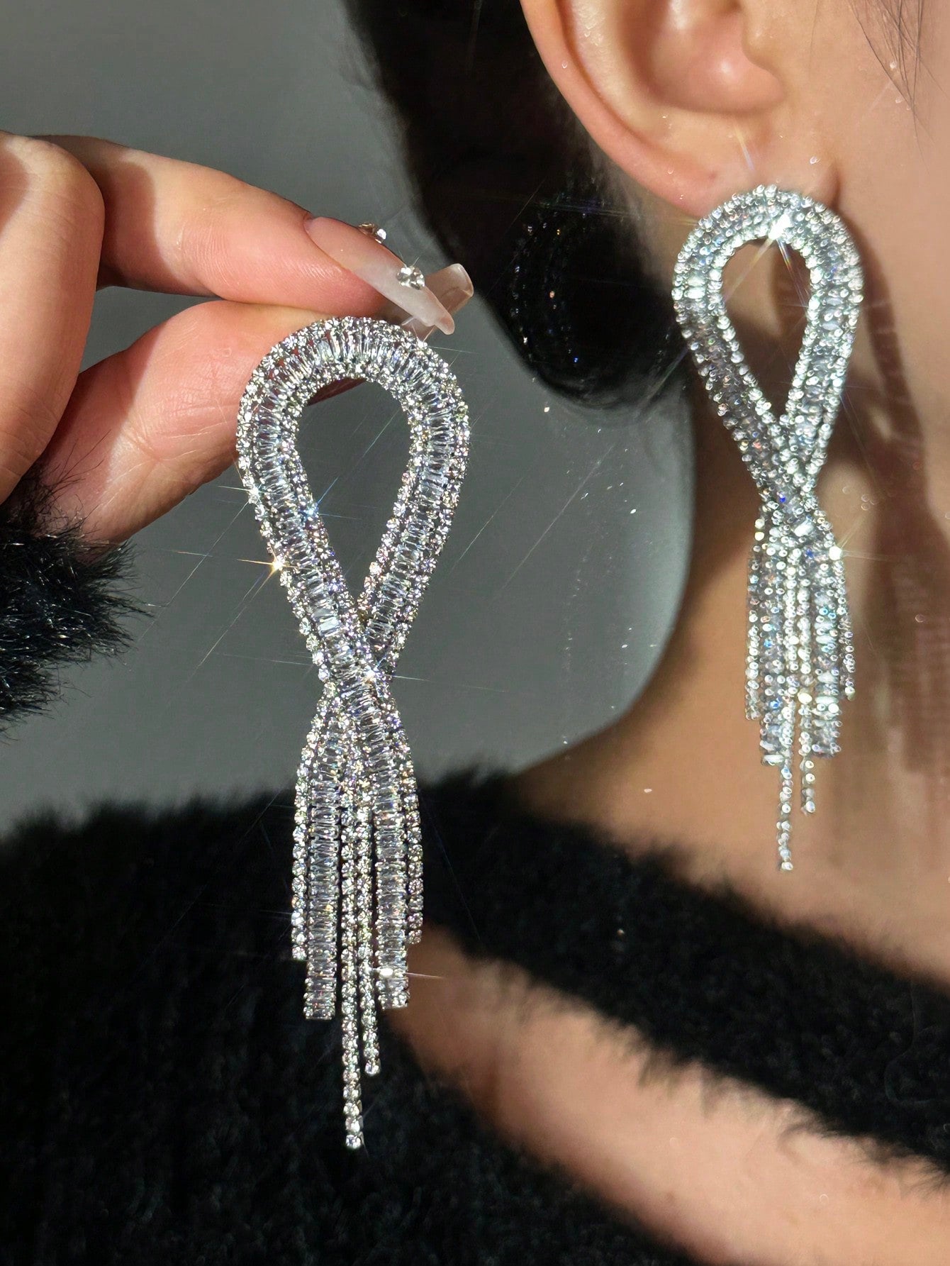 Geometric Tassel Design Inlaid With Cubic Zirconia Earrings