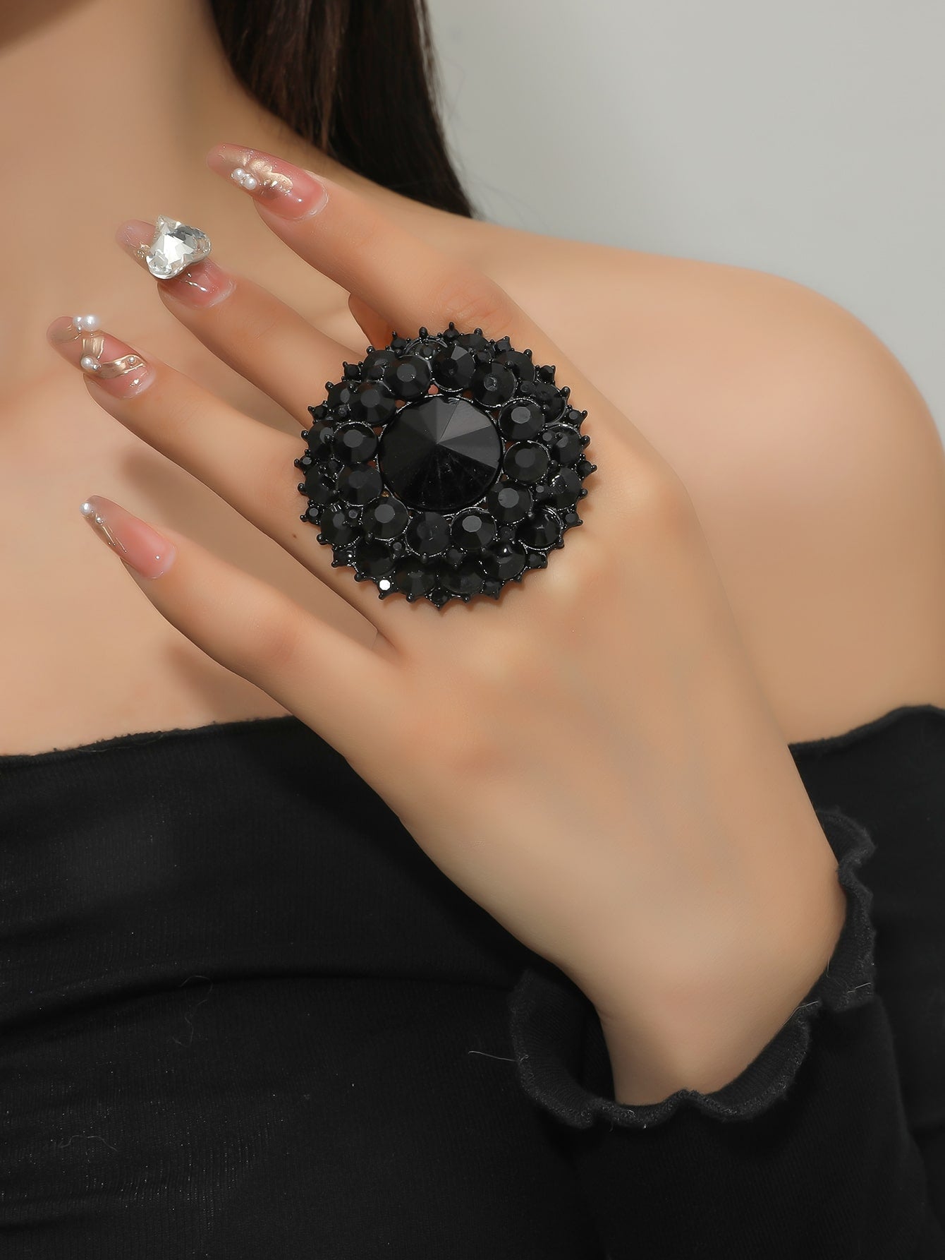 Round Rhinestone Ring
