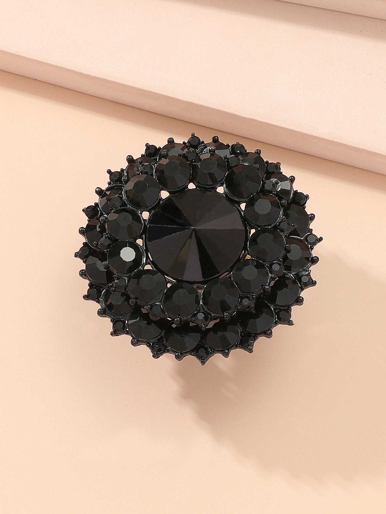 Round Rhinestone Ring