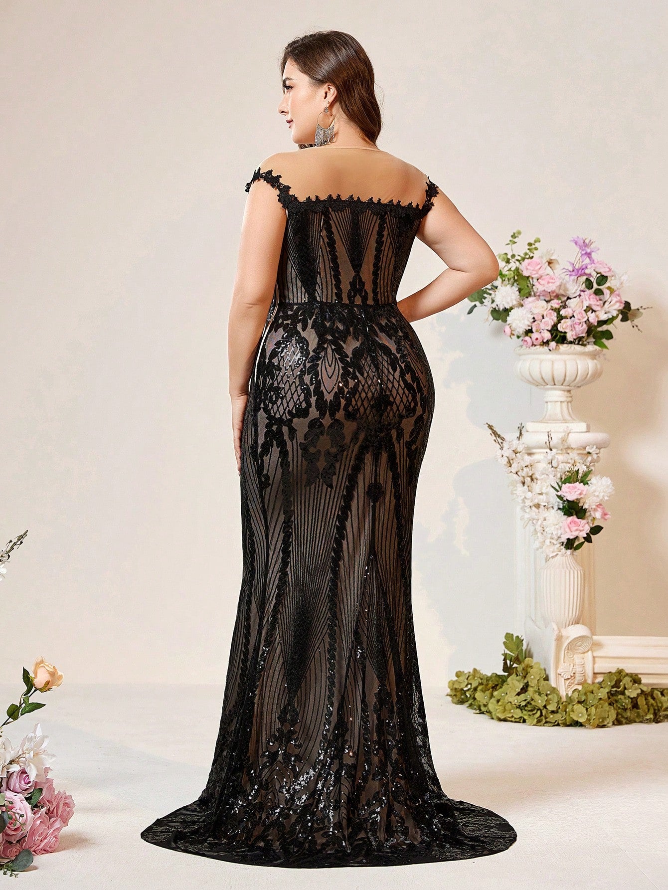 Plus Size Black Lace Sheer Sequin Fabric Mermaid Evening Dress