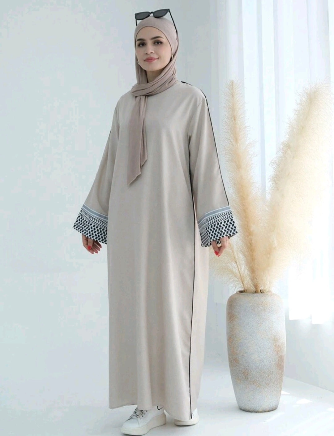 Pipping Kaffiyeh Abaya