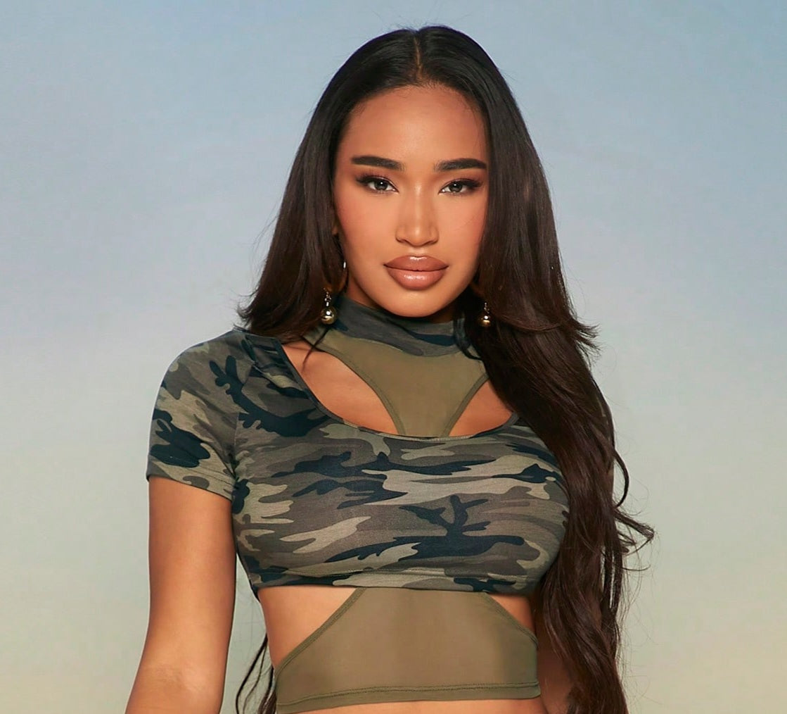 Camo Print Cut Out Crop Tee