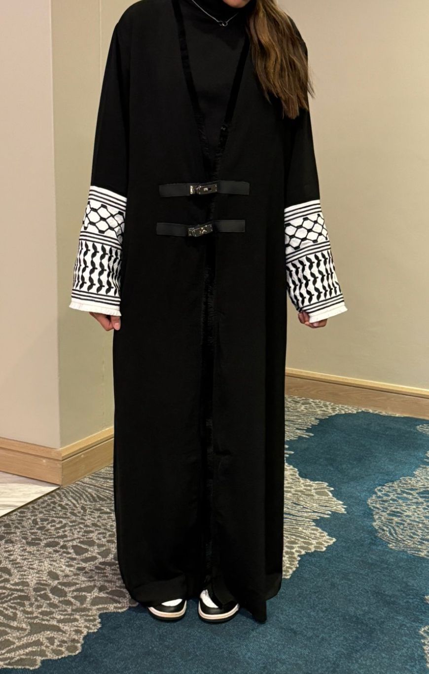 Her-Spo Kuffiya Embroidered Pocket Kimono Abaya