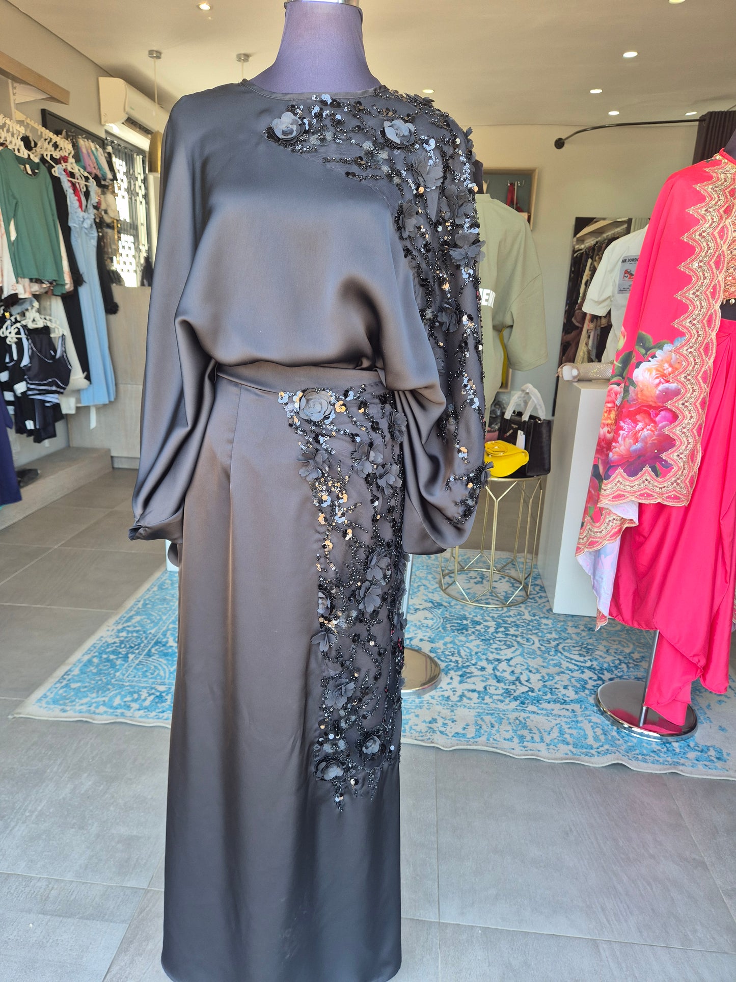 Elegant Sequin + 3D Flower Batwing Sleeve Top And Skirt 2-Piece Set